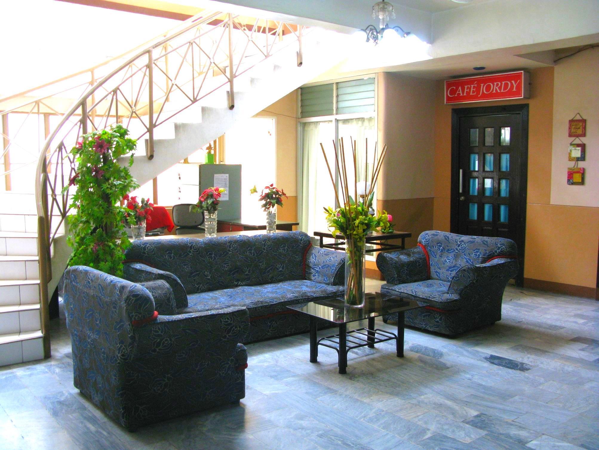 Gv Hotel - Davao City Esterno foto