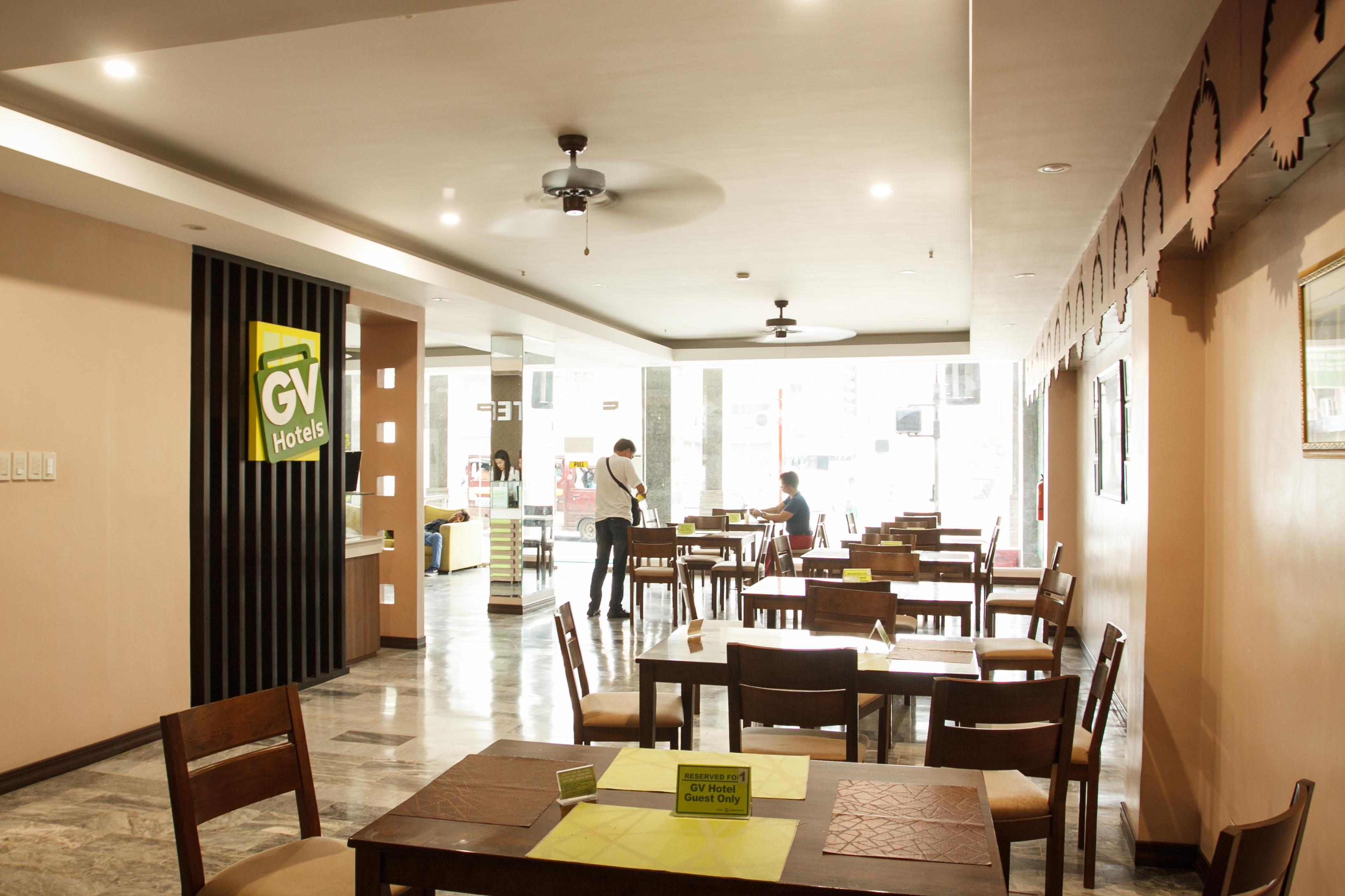 Gv Hotel - Davao City Esterno foto